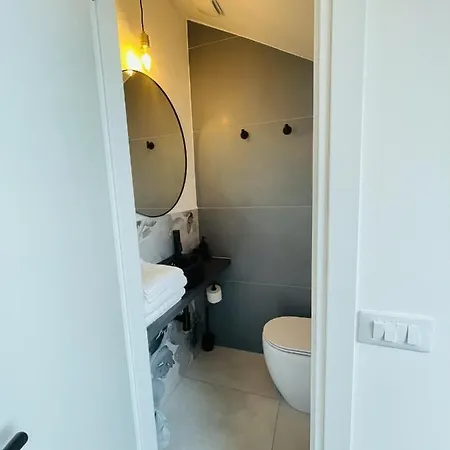 דירה Lovely Mini Attic