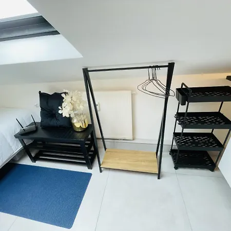 Lovely Mini Attic Apartment *